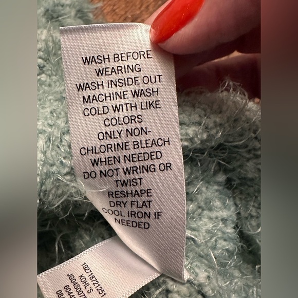 SO Sweater Soft & Fuzzy Gorgeous Light Green Sz Lg Academia Preppy - Picture 2 of 9